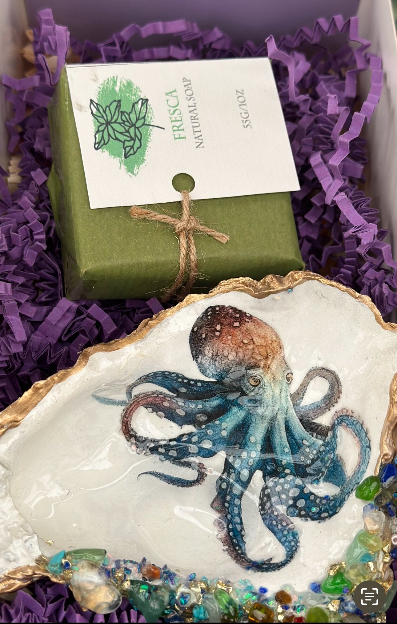 OCTOPUS OYSTER SHELL SOAP DISH