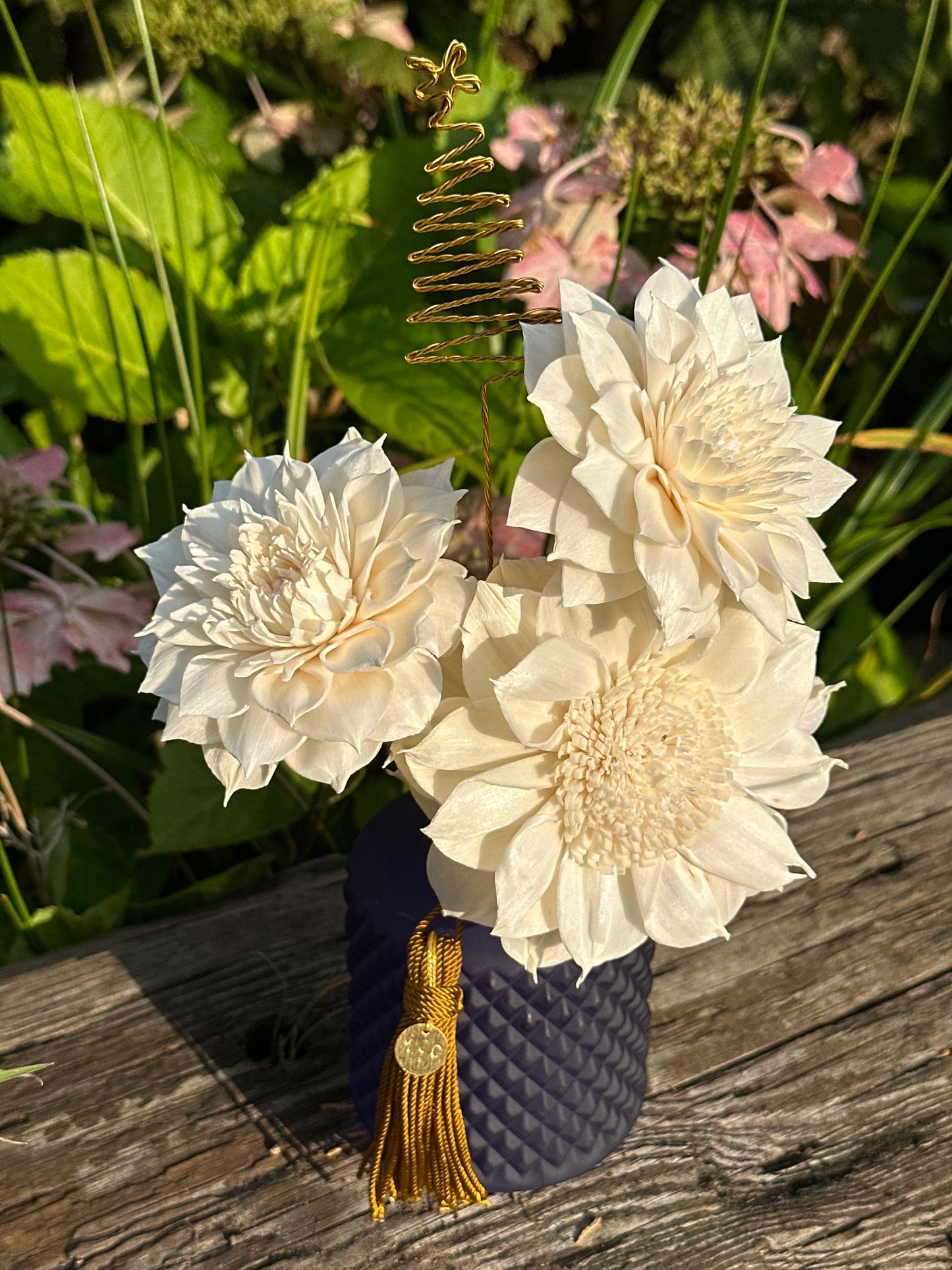 NATURAL WOOD DIFFUSER FLOWERS - DAHLIA A