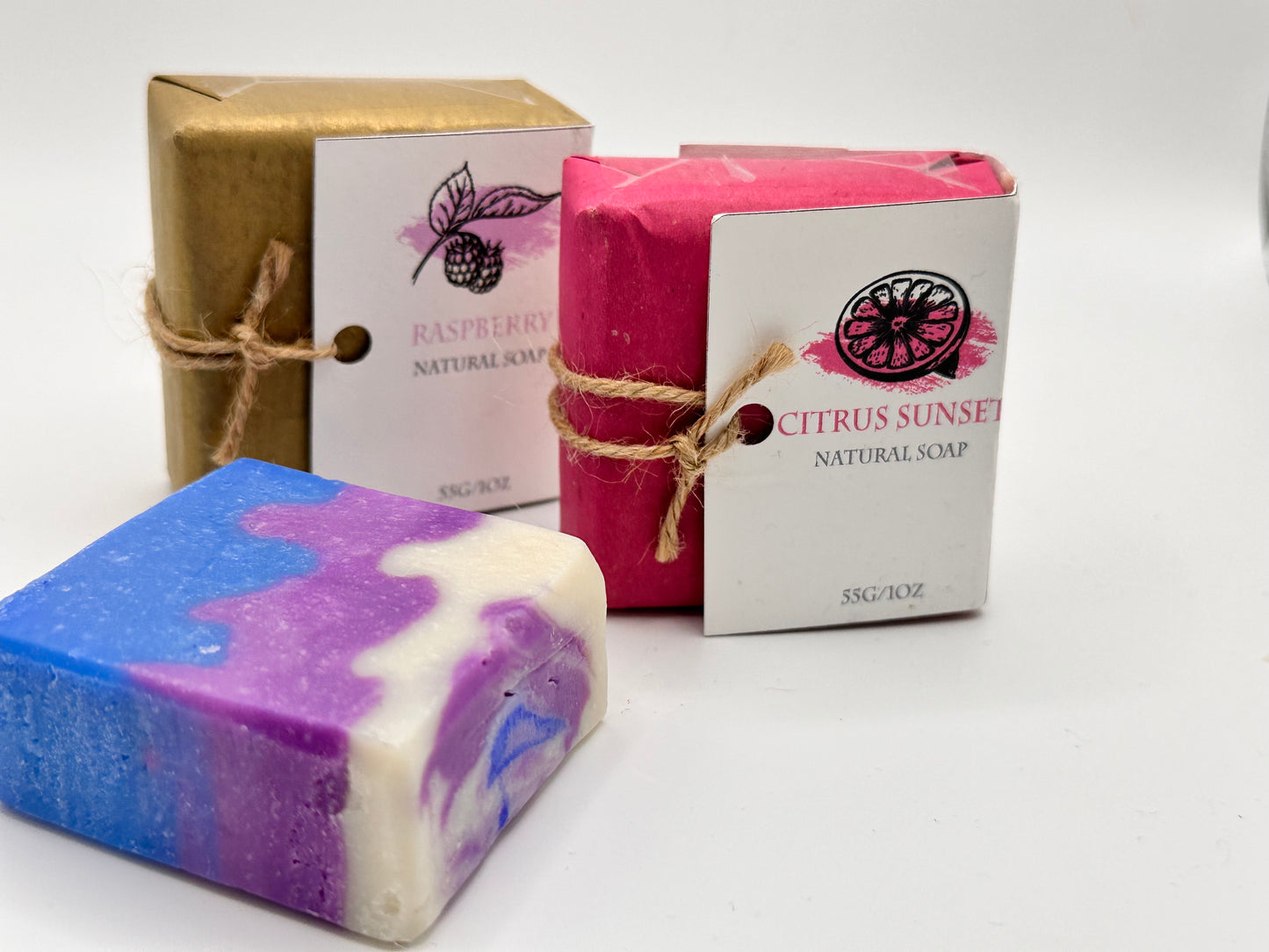 KINGFISHER OYSTER SHELL SOAP DISH