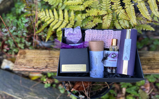 probiotic-gift-box-for-ladies-with-moisturiser-handcream-deodorant-perfume-soap