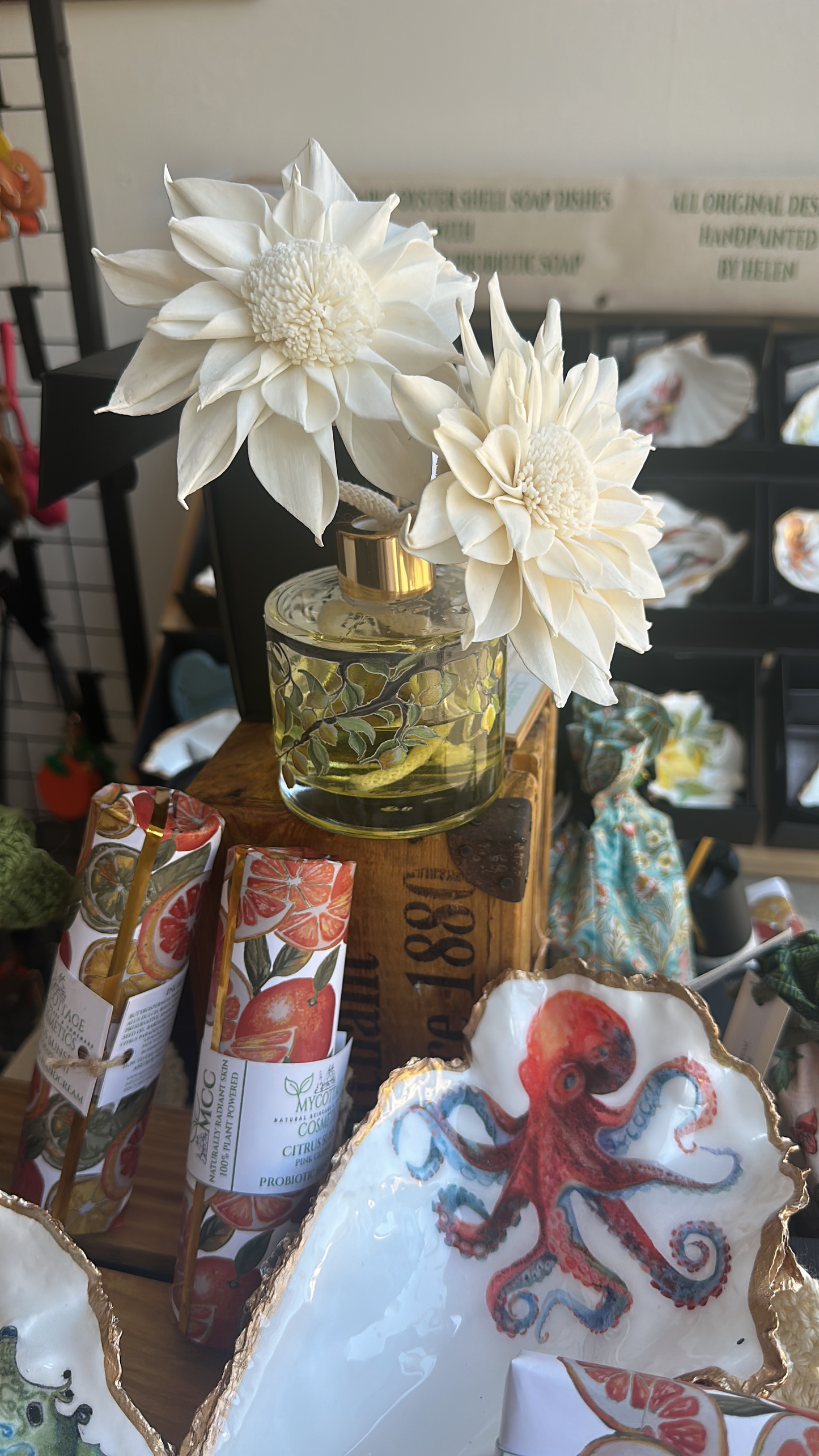 NATURAL SOLA WOOD FLOWER DIFFUSER KIT - DAHLIA