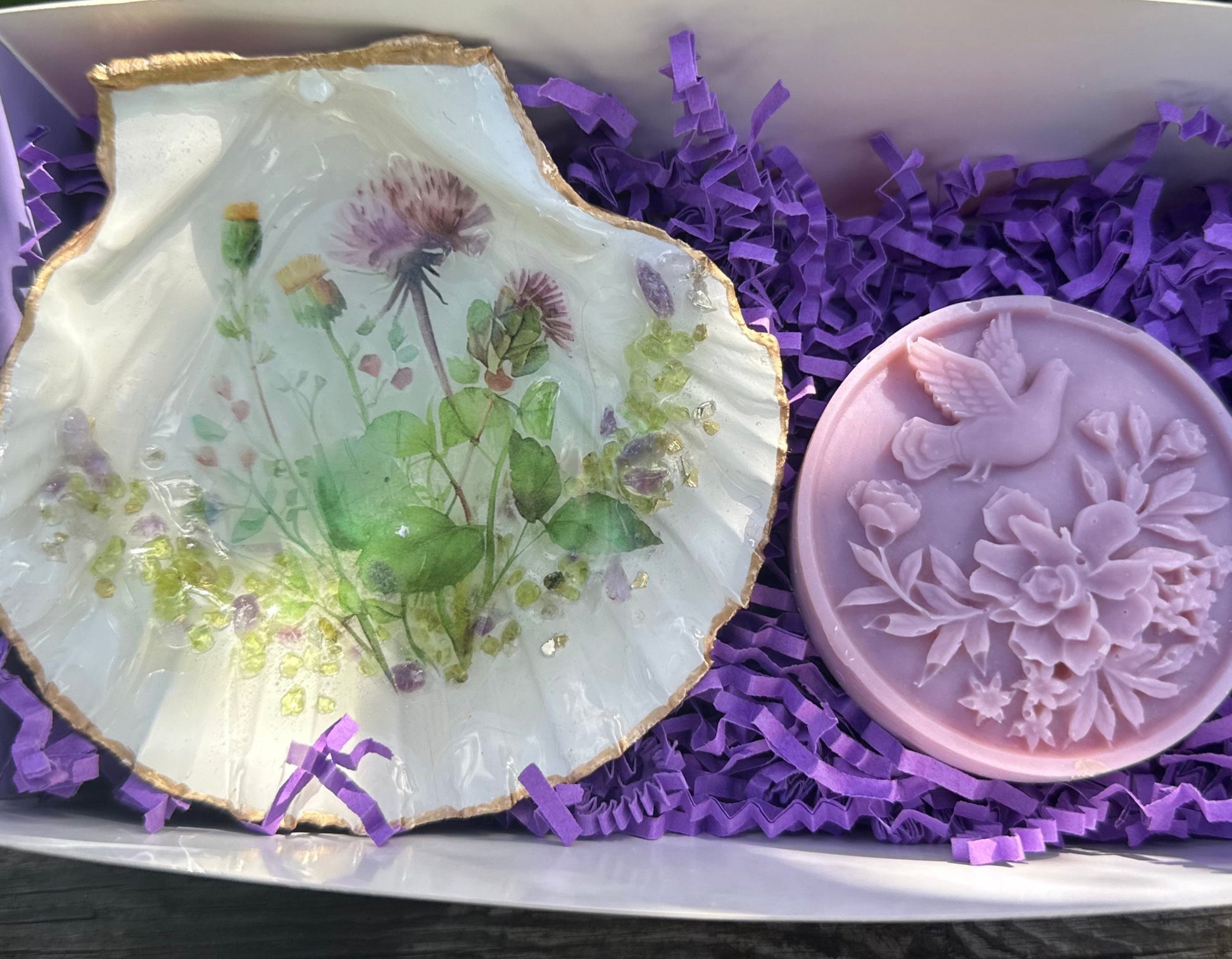 thistle-scallop-soap-dish