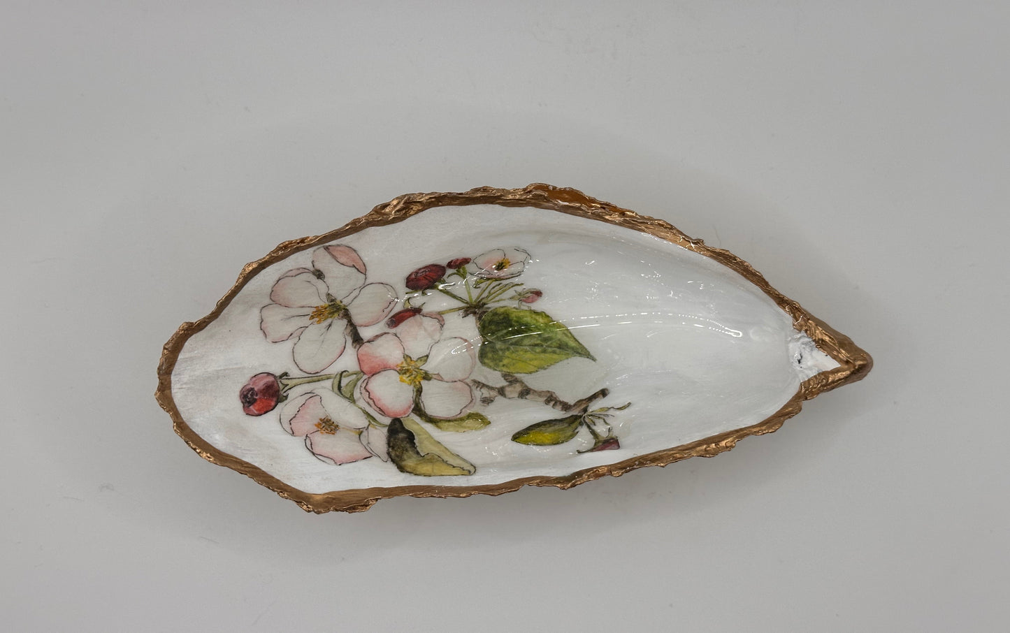 APPLE BLOSSOM HANDPAINTED OYSTER SHELL SOAP DISH AND SOAP
