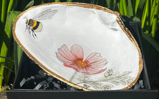 BEE AND COSMOS SOAP DISH