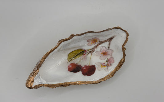 SWEET CHERRIES DESIGN OYSTER SHELL SOAP DISH