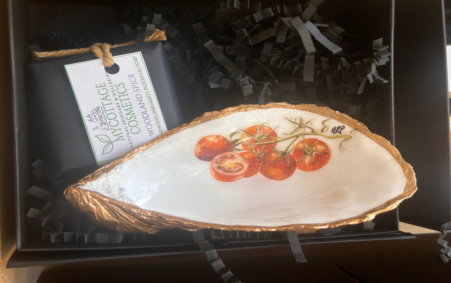 TOMATO HANDPAINTED OYSTER SHELL SOAP DISH AND SOAP